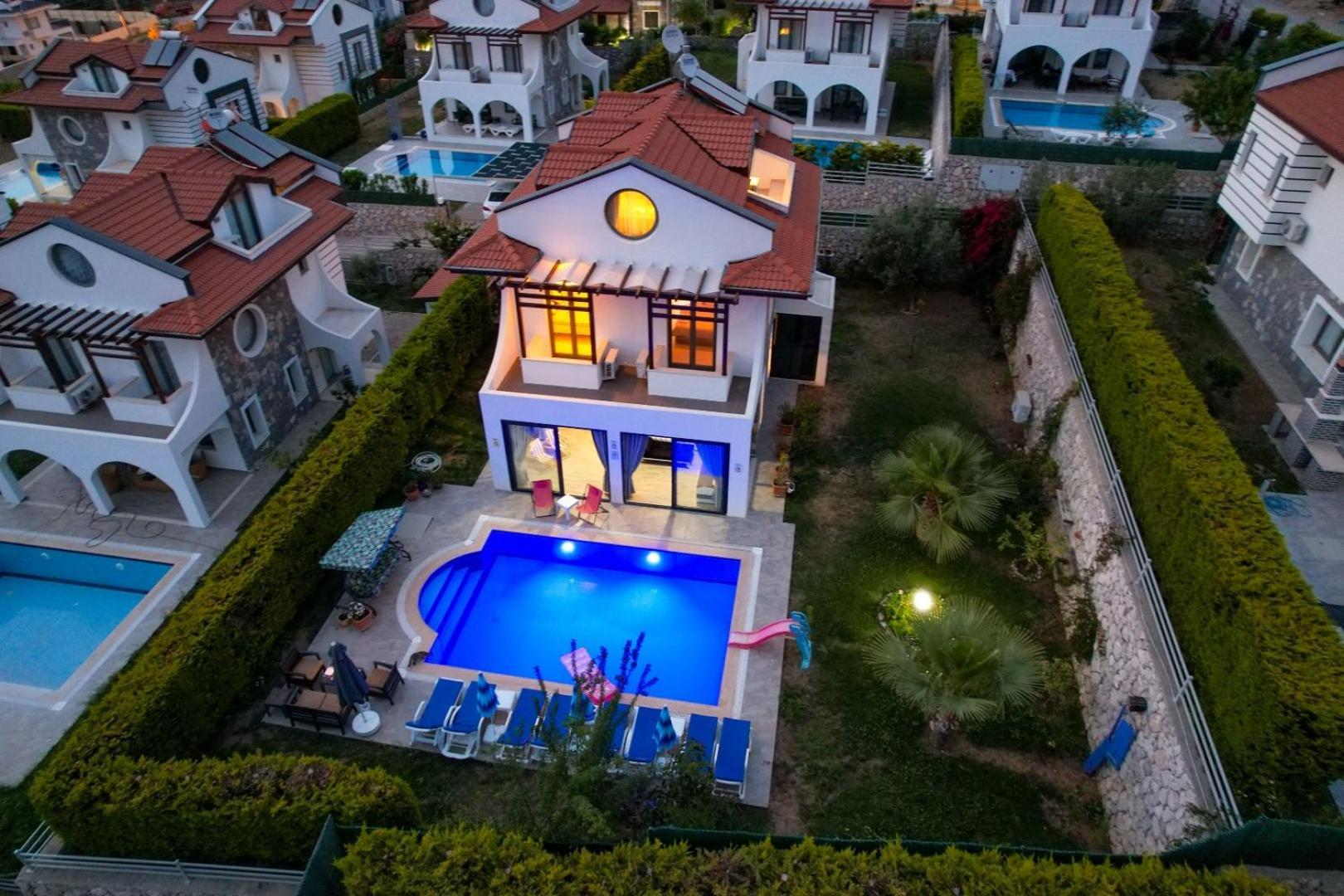 Lorenzo- 4 Bedroom Holiday Villa In Hisaronu Фетие Екстериор снимка